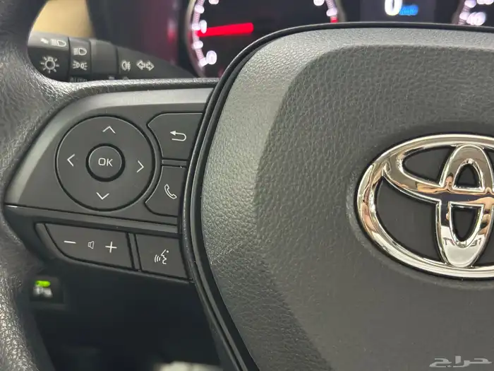 تويوتا راف فور LE استاندر بنزين دبل 2025 7