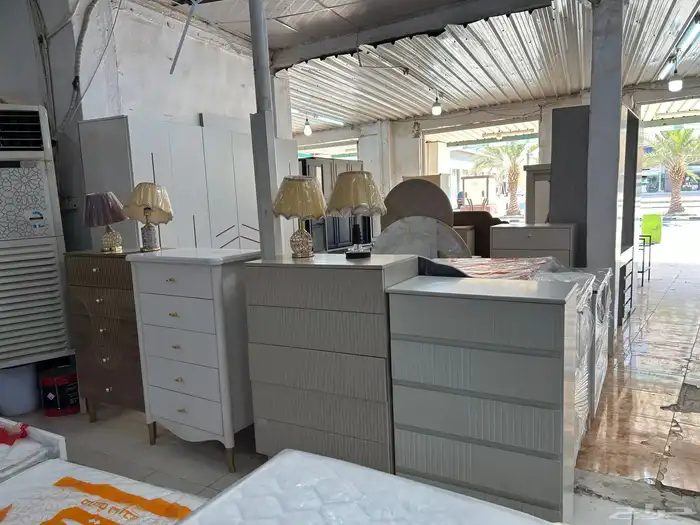 كل شي موحد عندنا من غرف الي مطابخ 8