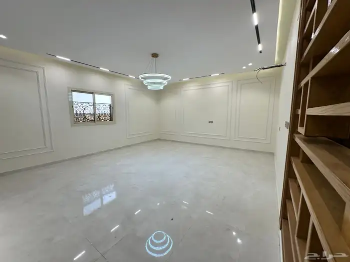 شقه دور ثاني للبيع وسيعه مصعد راكب مطبخ راكب 2