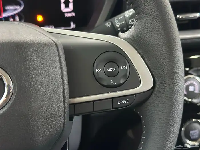 تويوتا فيلوز GLX م 2025 6