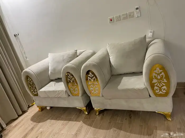 طقم طاولات وعربية تقديم واثنين كراسي ابغى فيهم كلهم 800 1