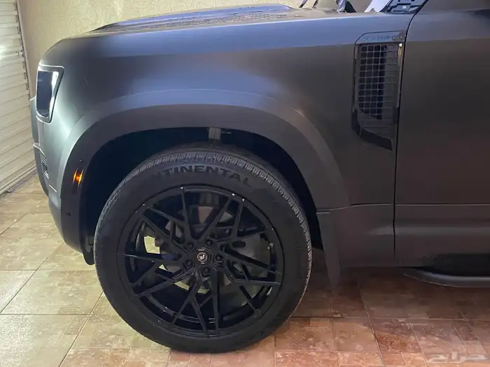 للبيع ديفندر SE موديل 2020 ماشي 70 الف 7