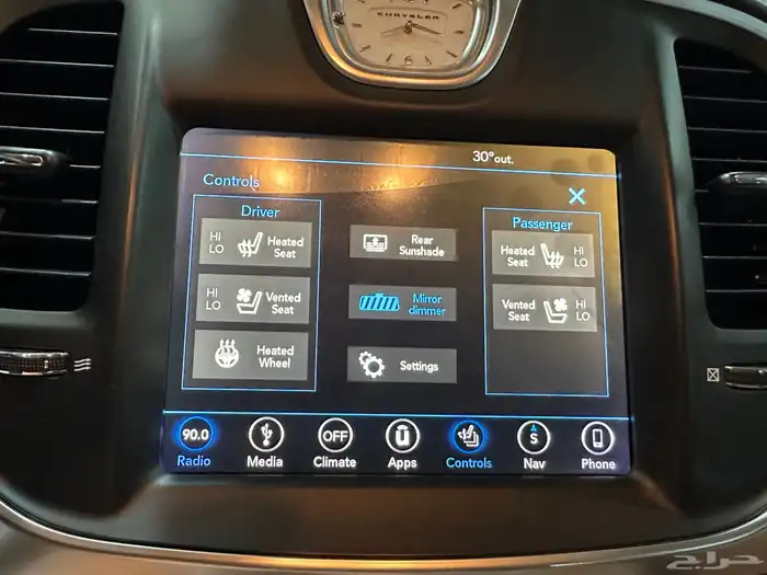 كرايزلر C300 موديل 2018 فل كامل 6 سلندر 9