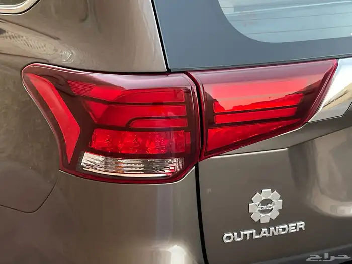 ميتسوبيشي اوتلاندر موديل 2020 14