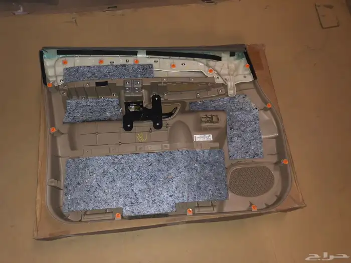 ديكور الباب امامي ارمادا 2007-2015 أصلي وكالة 2