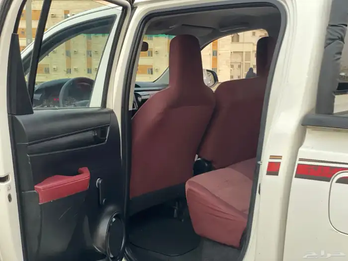 تويوتا - هايلوكس - غمارتين - سعودي - 2016 - مخزن 8