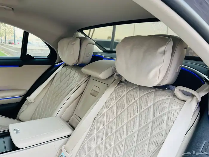 مرسيدس S580 2022 بحالة الوكالة 52