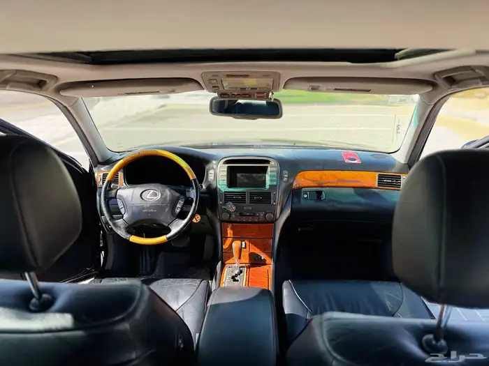 لكزس 430 موديل 2002 13