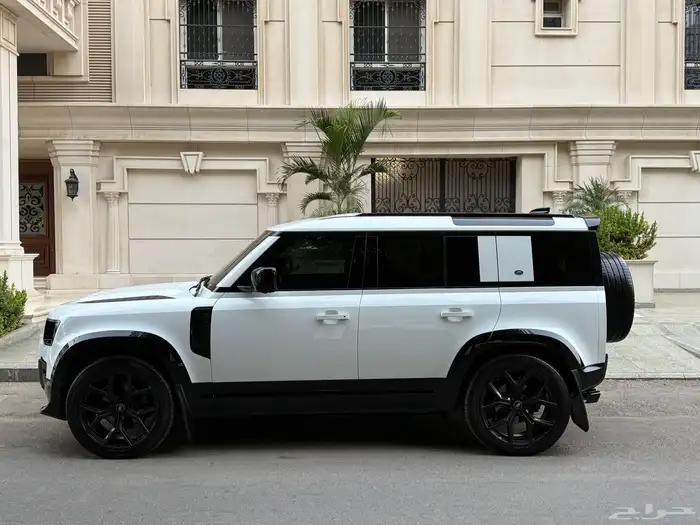 ديفندر 2021 بحالة الوكالة 8