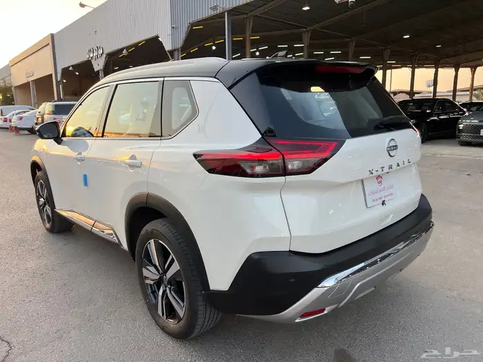 نيسان اكس تريل 2025 SL فل كامل دبل 5