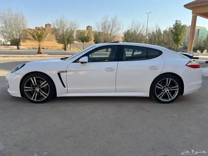 بورش بانميرا 2012 - V6 تنفس طبيعي 6