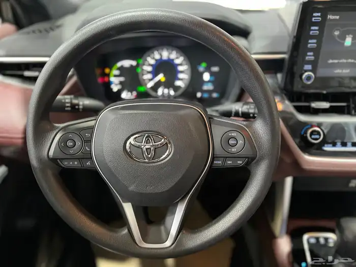 تويوتا   كورولا كروس XLE نص فل هايبرد 2023 جديد 83.000 شامل 18