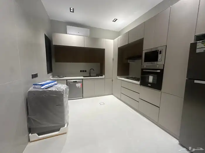 ادوار وشقق للبيع 5