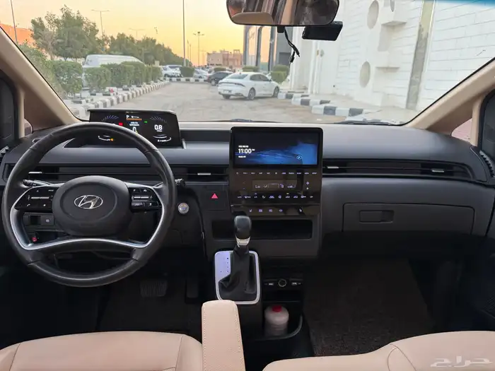 هيواندي استاريا 2022 (ديزل ) 16