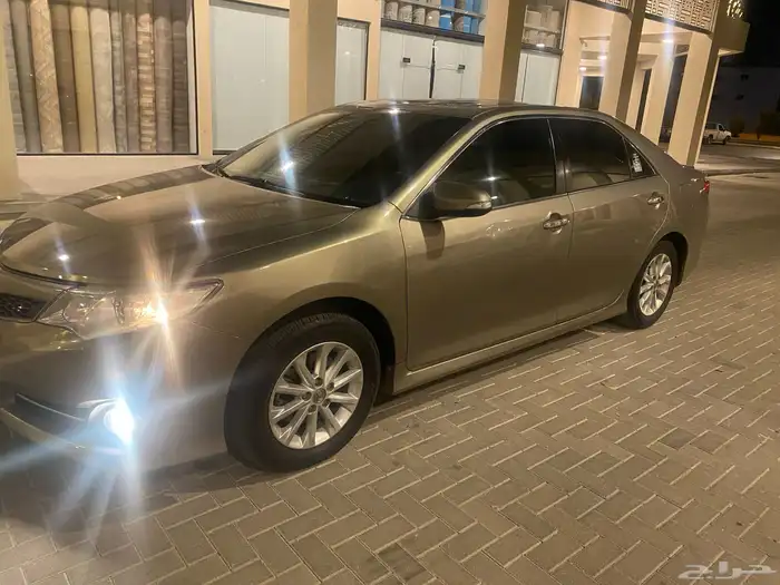 للبيع كامري 2013 فل كامل GLX 1