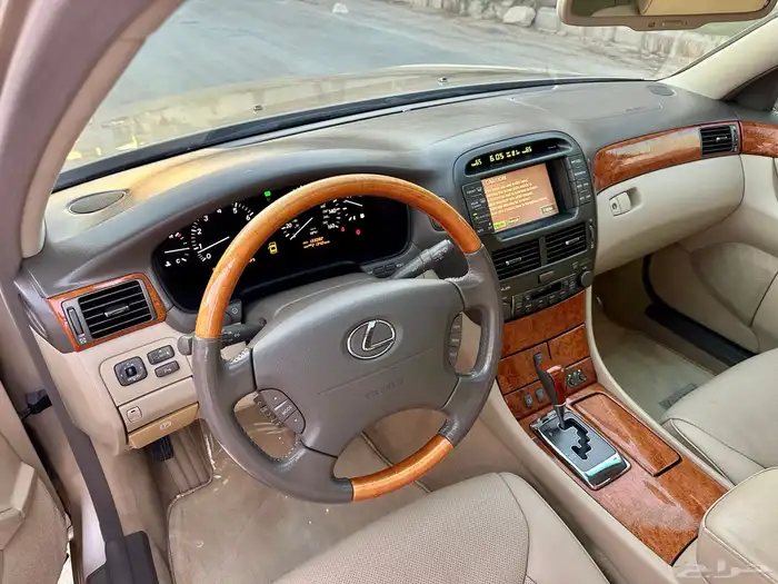 لكزس LS430 2004 مخزن نظيف جدا 44