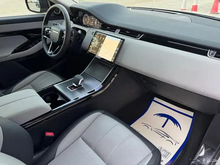 رنج روفر ايفوك 2024 Dynamic SE على الضمان 14