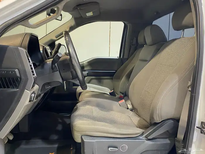 فورد F150 2017 فل كامل بحاله نظيفه جدا 15