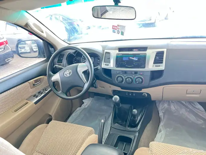 تويوتا فورتشنر 2014 سعودي 4 سلندر دبل ماشي 65 الف 5