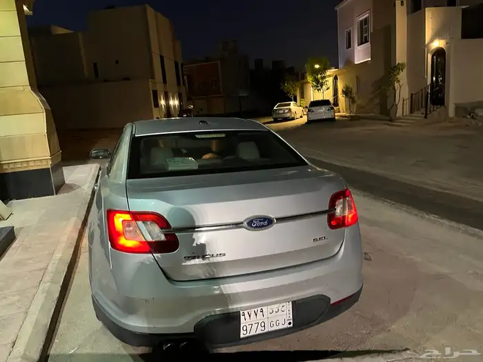 فورد تورس 2011 1