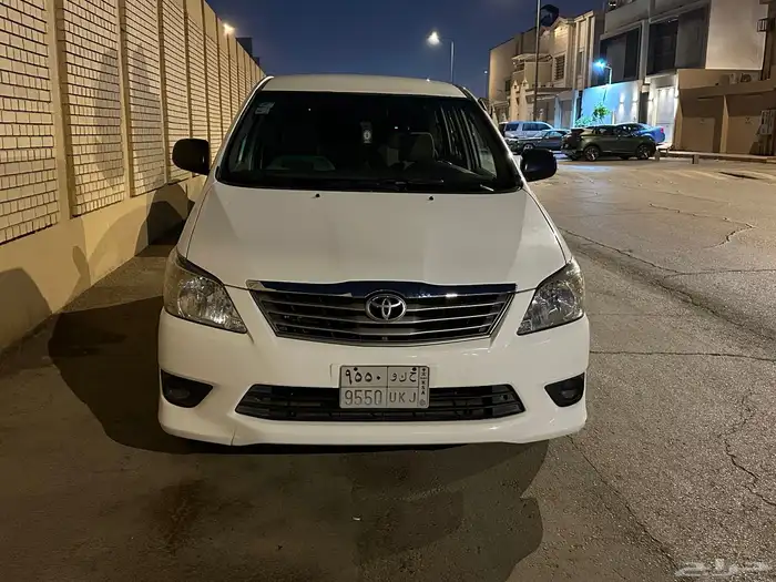 للبيع انوفا 2015 توماتيك موتر نظيف 7