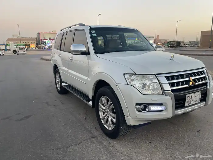 باجيرو 2016 فل كامل علامه ذهبية 3