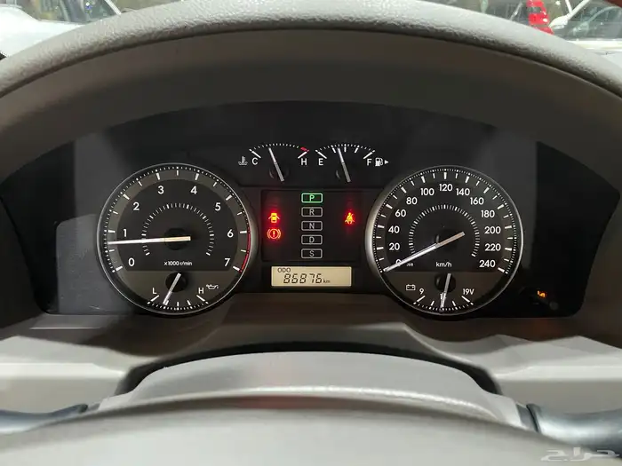 للبيع جيب جي اكس ار 2014 فل كامل عبداللطيف عداد 86 الف 18