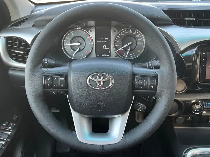 للبيع هايلوكس 2023 10