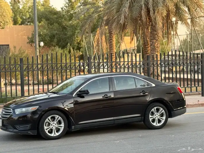 فورد تورس نص فل بدون فتحه 2013 5