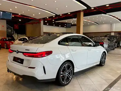 بي ام دبليو i218 2020 index