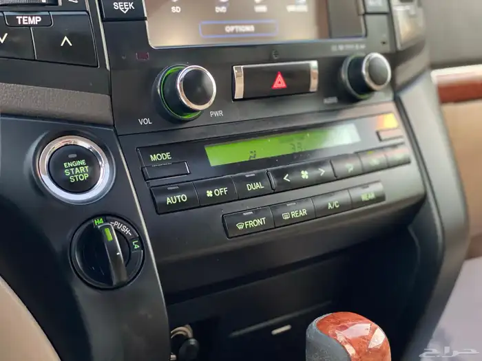 تويوتا لاند كروزر GXR V8 20