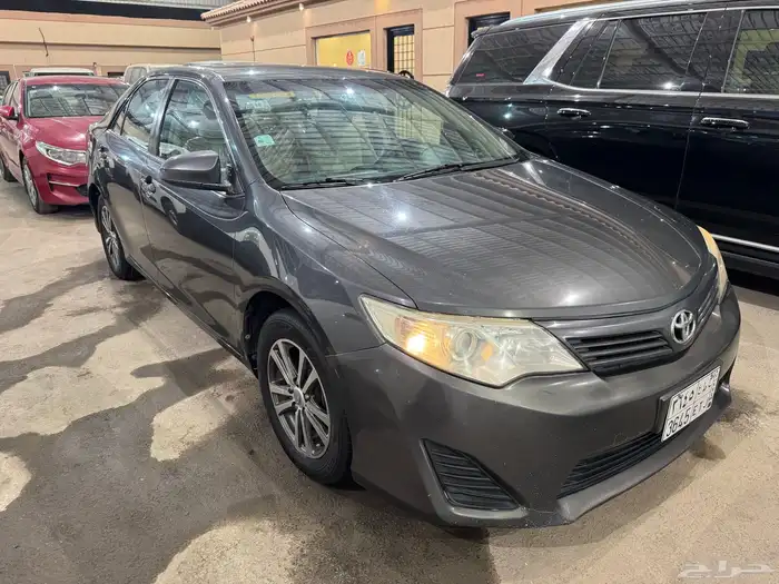 للبيع تويوتا كامري موديل 2015 3