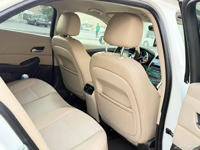 ماليبو 2015 نضيفه ممشا قليل 12