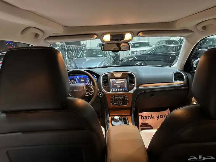 كرايزلر C300 موديل 2018 فل كامل 6 سلندر 20
