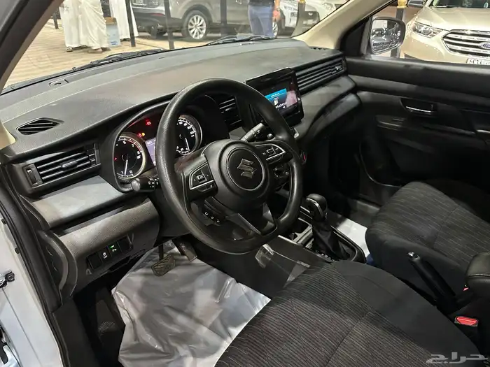 سوزوكي ارتيجا موديل 2024 7راكب 12