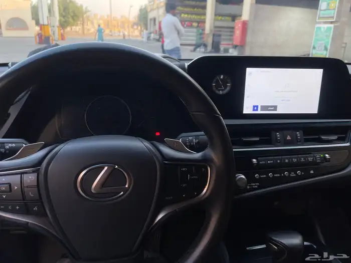 لكزس 250 فئة AA موديل 2023 15