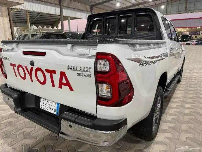 هايلكس 2025 ماشيه 10 ألاف فل ( تم البيع ) 13