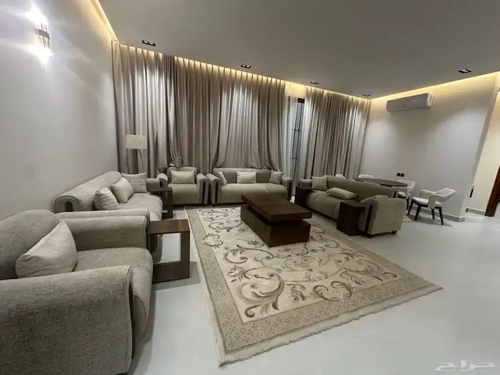 ادوار وشقق للبيع 6