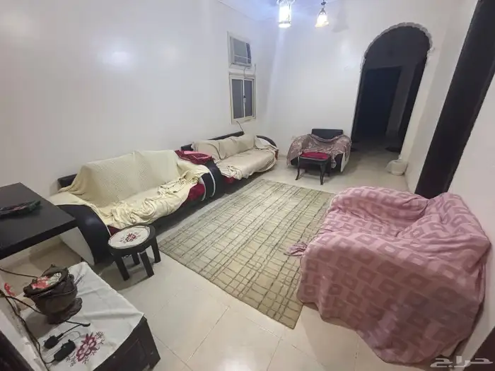 عفش قديم للتقبيل 3