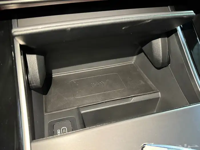 رنج روفر فيلار موديل 2024 ( بحالة الوكالة ) 28