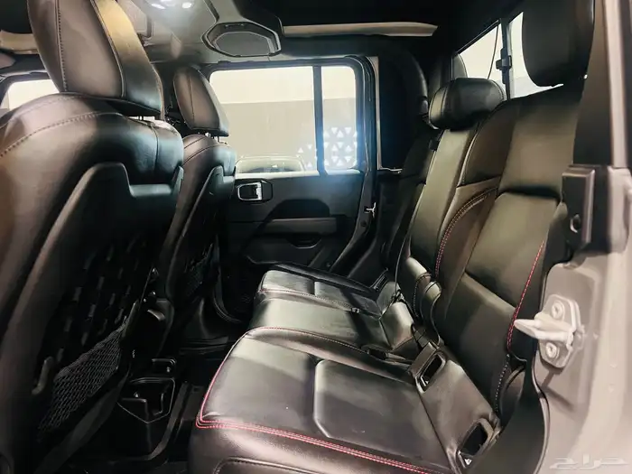 جيب جلاديتور موديل 2021 (بحالة الوكالة) 12