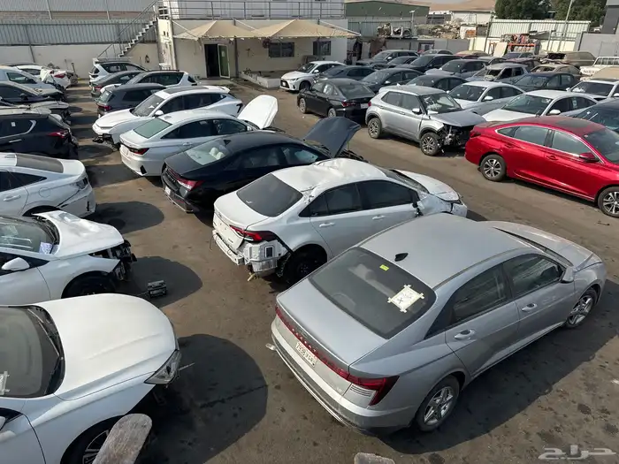 سيارات مصدومه 49