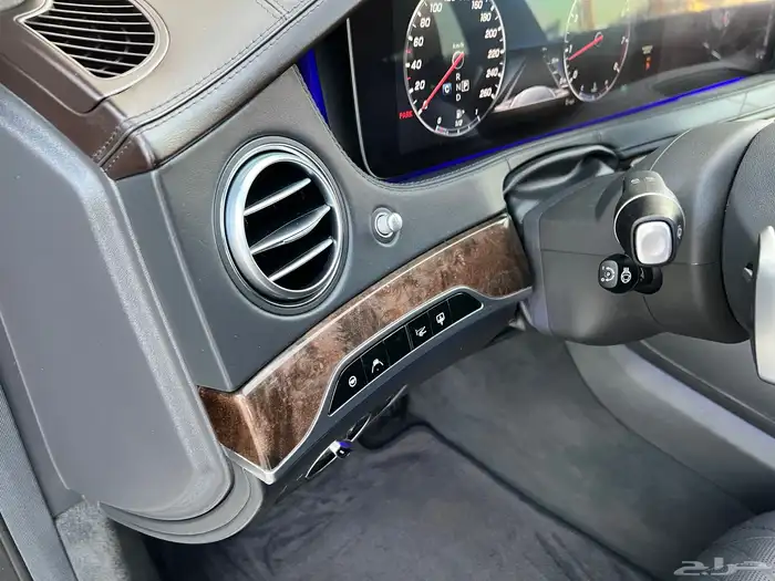 مرسيدس S560 2018 قمة النظافة 25