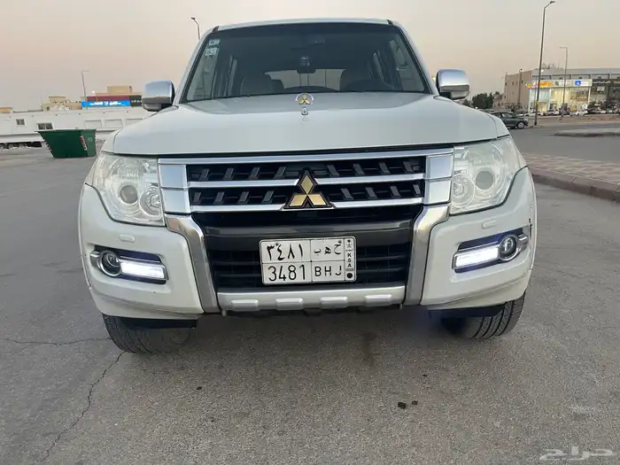 باجيرو 2016 فل كامل علامه ذهبية 2