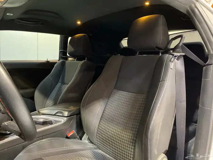 دودج شالنجر 2017 عداد 85الف فقط بحاله ممتازه جدا 22