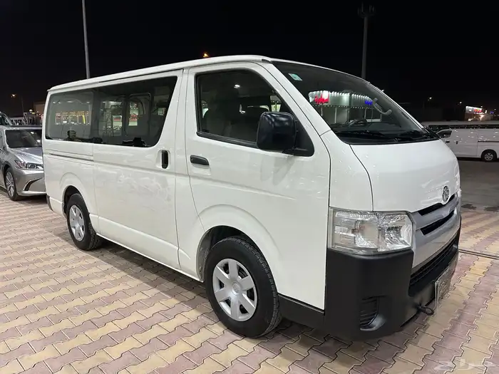 تويوتا باص هايس موديل 2016 ممشى قليل ركاب نظيف 2