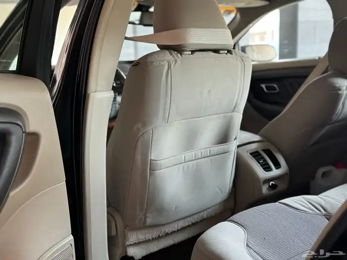 فورد تورس موديل 2011 نظيف جدا 16