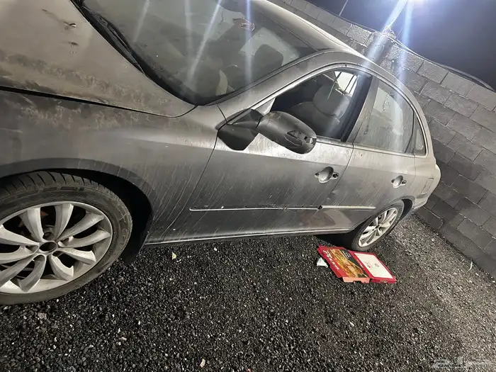 ازيرا 2010 تشليح قطع غيار 3