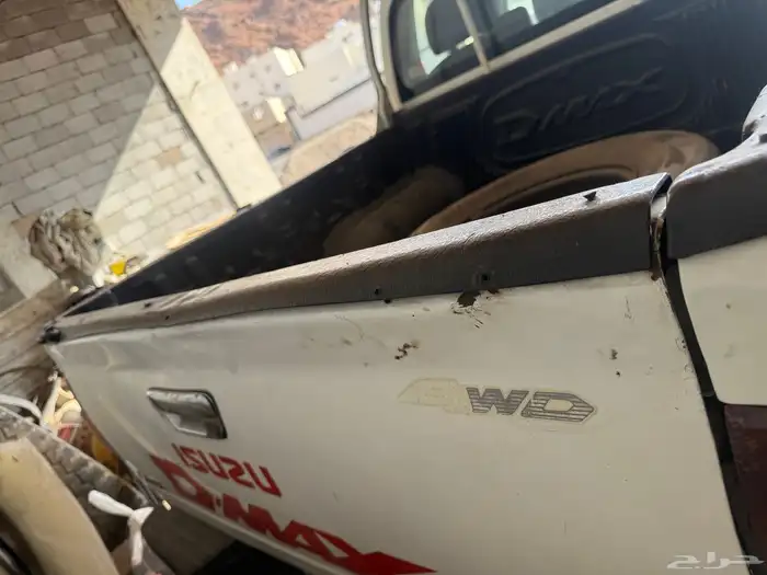 ايسوزو ديمكس 2009 5