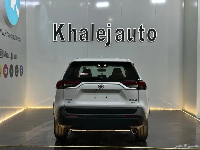 تويوتا راف فور LE استاندر بنزين دبل 2025 3
